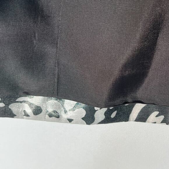 Victor Costa Silver Metallic Sheen Print Ruffled Suit Jacket - Picture 12 of 13